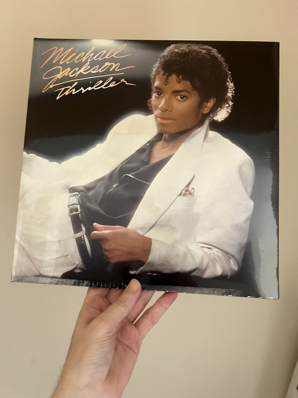Thriller vinyl record cover by Michael Jackson